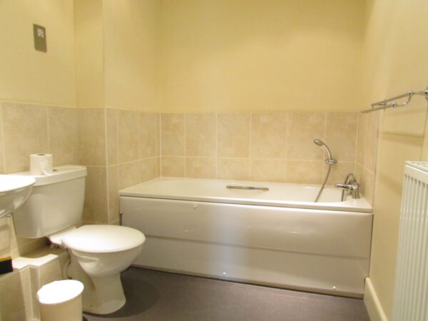 Apartment For Rent in Peterborough <small>Let Agreed</small> - Image 5
