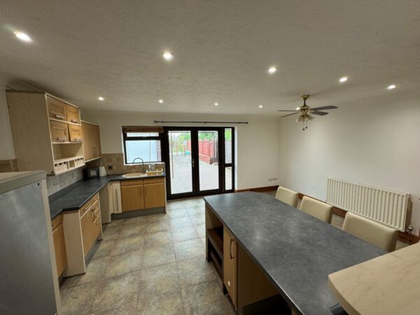Semi Detached For Rent in Peterborough <small>Let Agreed</small> - Image 4