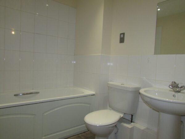 Apartment For Rent in Peterborough <small>Let Agreed</small> - Image 5