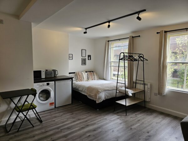 Studio For Rent in Peterborough <small>Available</small> - Image 2