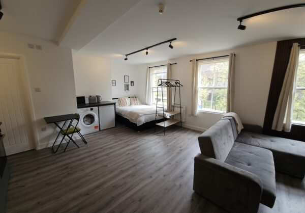 Studio For Rent in Peterborough <small>Available</small> - Image 3