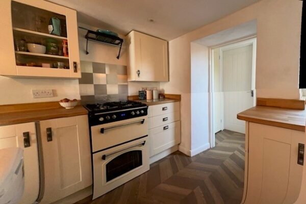 Cottage For Rent in Peterborough <small>Available</small> - Image 3