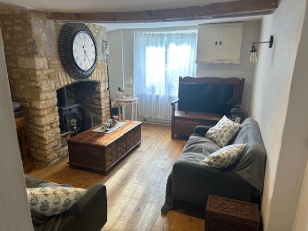 Cottage For Rent in Peterborough <small>Available</small> - Image 2